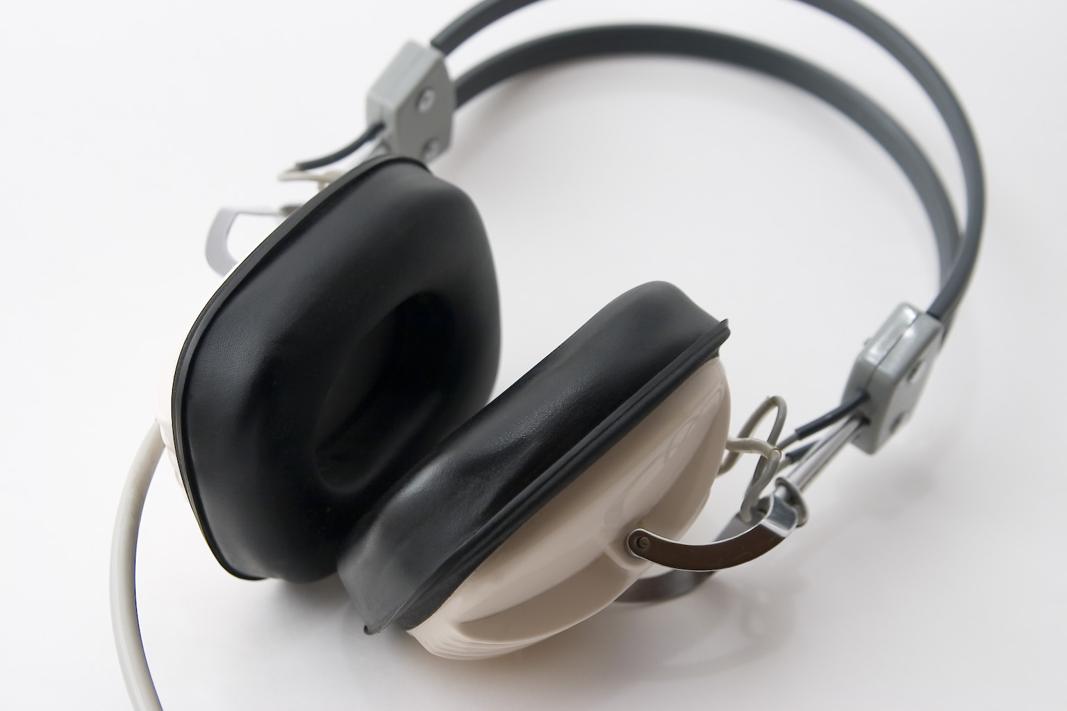 Fone Bluetooth TWS com Estojo de Recarga